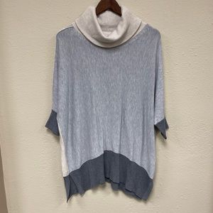 Like New White House Black Market Color-block Turtle Neck Sweater - Medium